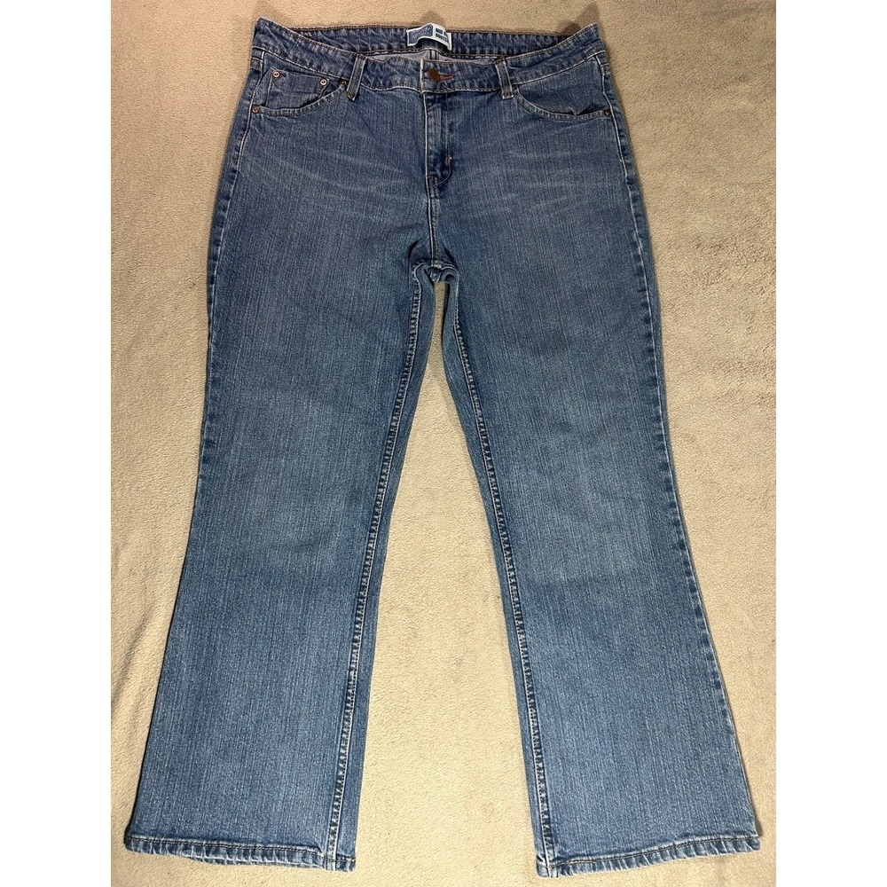 Signature Levi Strauss Bootcut Jeans Womens 14 Blue Med Wash Mid Rise Stretch